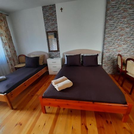 Zlota Roza Bed & Breakfast กดัญสก์ ภายนอก รูปภาพ
