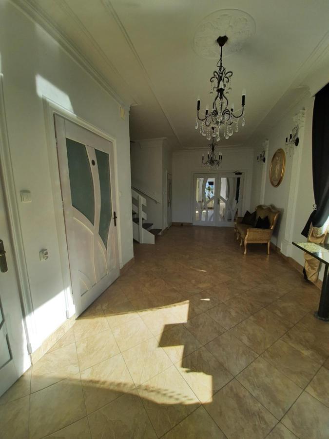 Zlota Roza Bed & Breakfast กดัญสก์ ภายนอก รูปภาพ