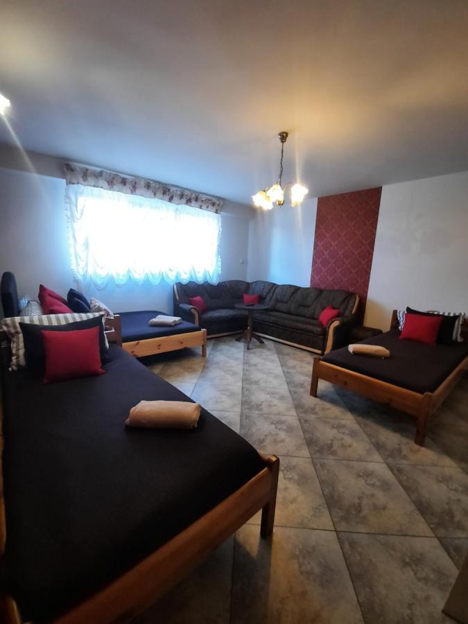 Zlota Roza Bed & Breakfast กดัญสก์ ภายนอก รูปภาพ